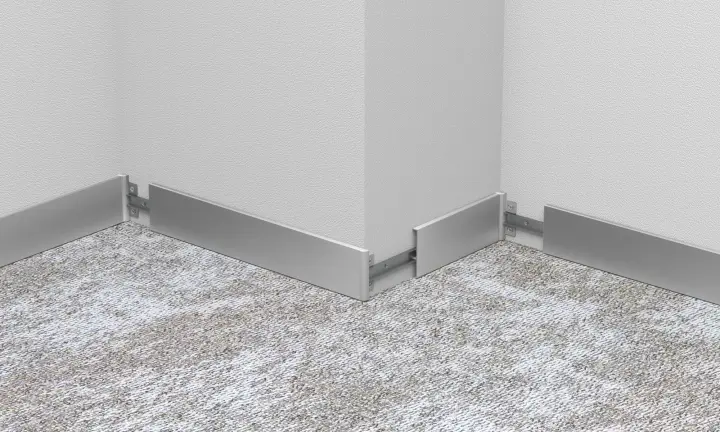وزرة فواصل التمدد-i4010-Skirtings وزرة من الالومنيوم مخفية-باللون الفضي-من-شركة ichem تساعد في تغطة فاصل التمدد بين الحائط و الارضيه او السجاد.